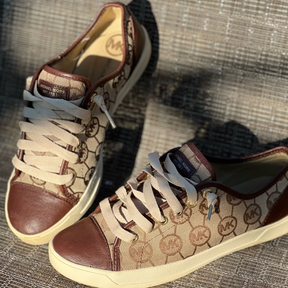 Michael Kors Sneakers
